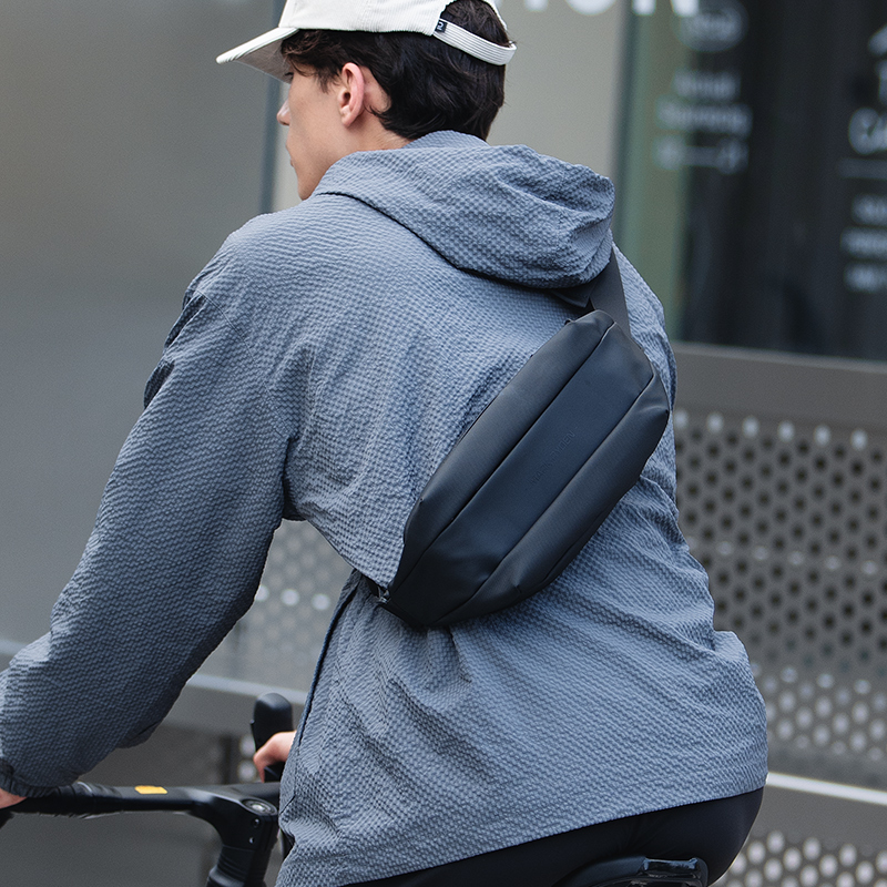 MARK RYDEN Multi-pocket Chest  - Waterproof Cycling Commute 评论和价格